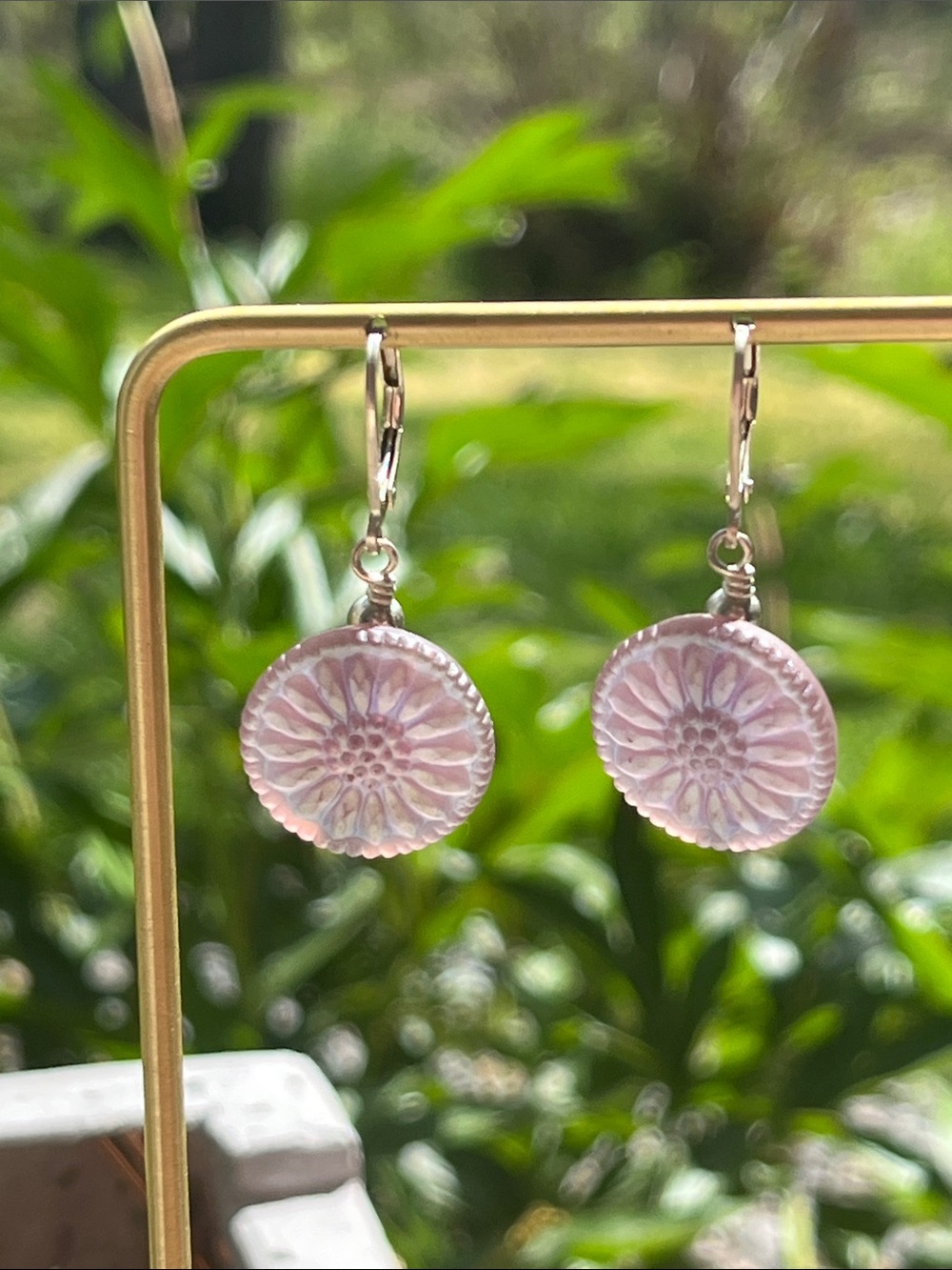 Pink Iridescent Floral Carved Buttons Earrings 18mm - Picture 3 of 12